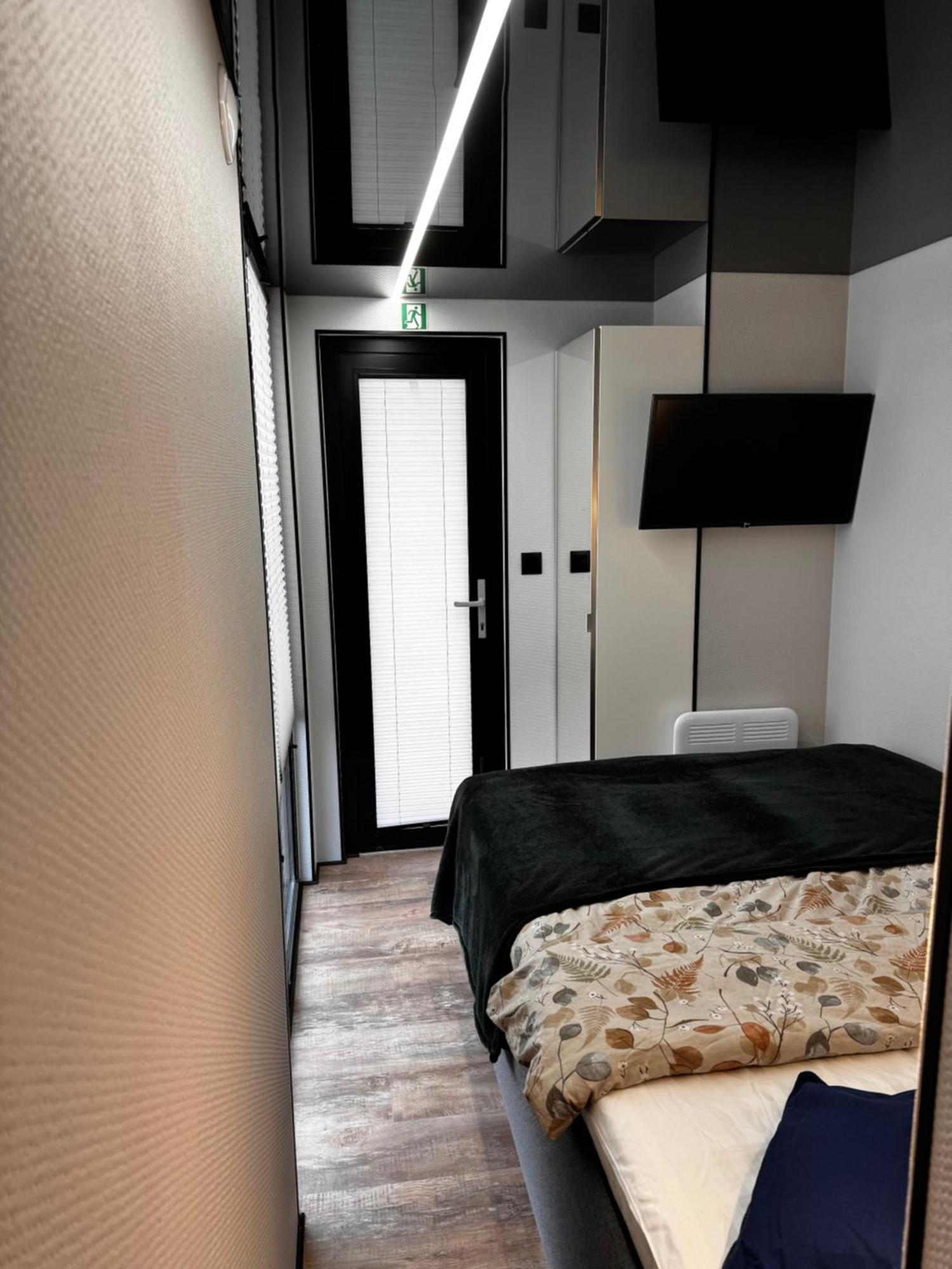 Houseboat Energyapart Щецин Экстерьер фото